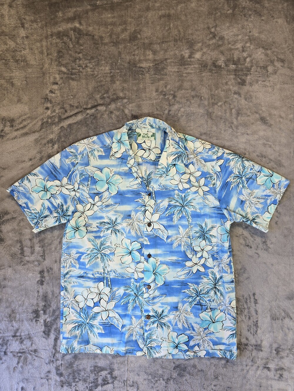 Vintage Two Palms Hawaiian Button Up Shirt Size Medium Blue